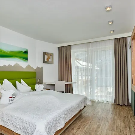 Alpen Diamond Penthouse & Апартаменты