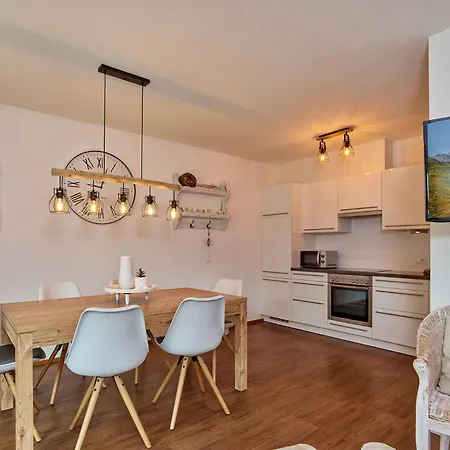 Alpen Diamond Penthouse & Apartamento