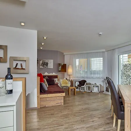 Alpen Diamond Penthouse & * سولدن