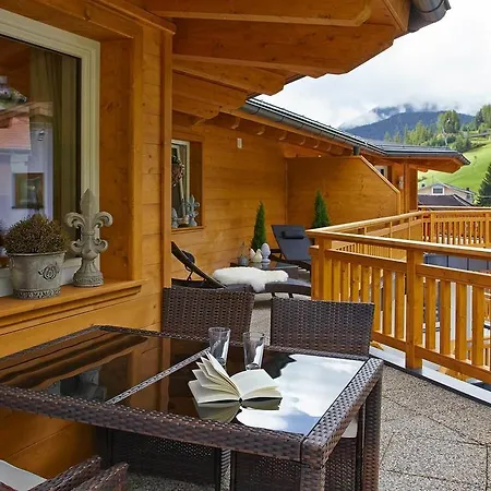아파트 Alpen Diamond Penthouse &
